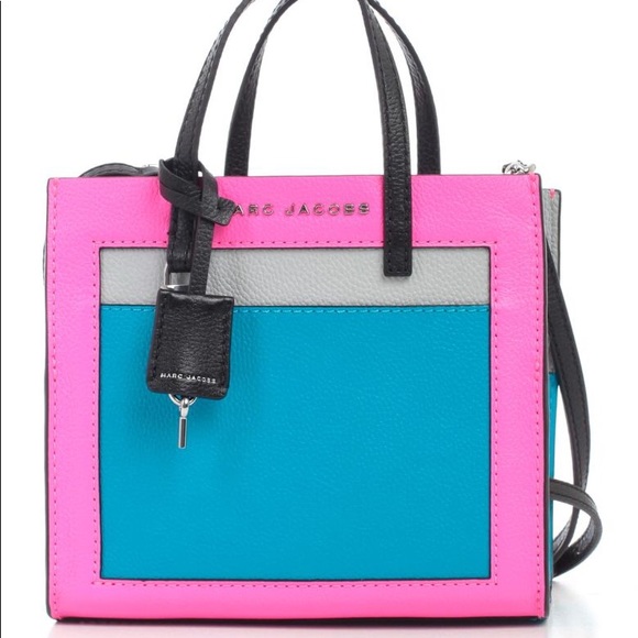 Marc Jacobs Handbags - Marc Jacobs♥️NEW♥️Mini Grind bright pink